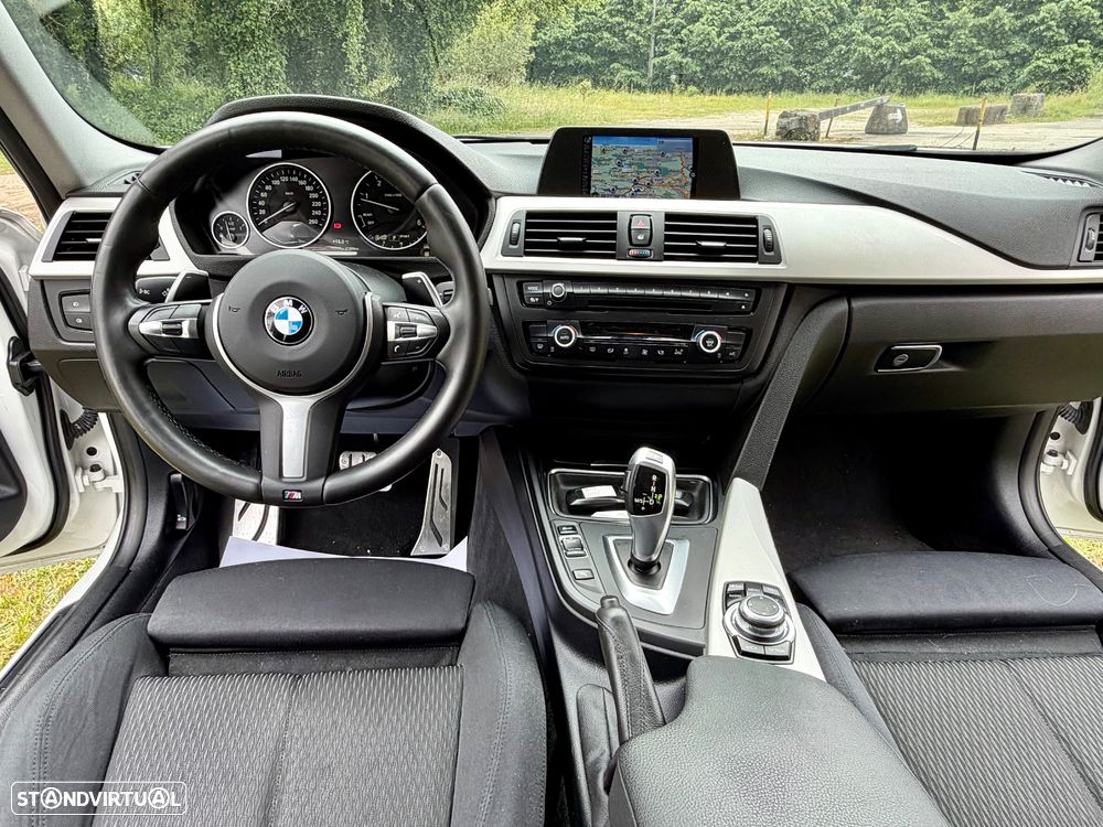BMW 320 d Auto Pack M - 16