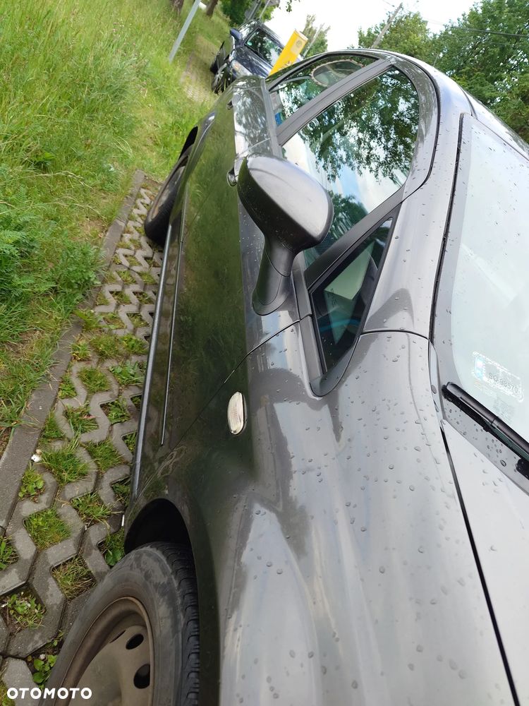 Fiat Linea 1.4 Dynamic Euro5 - 4