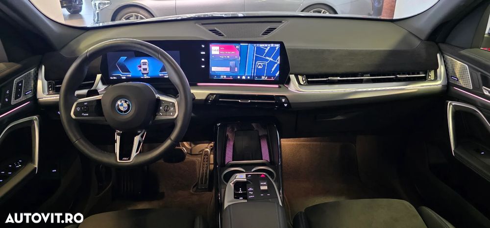 BMW iX2 xDrive30 - 10