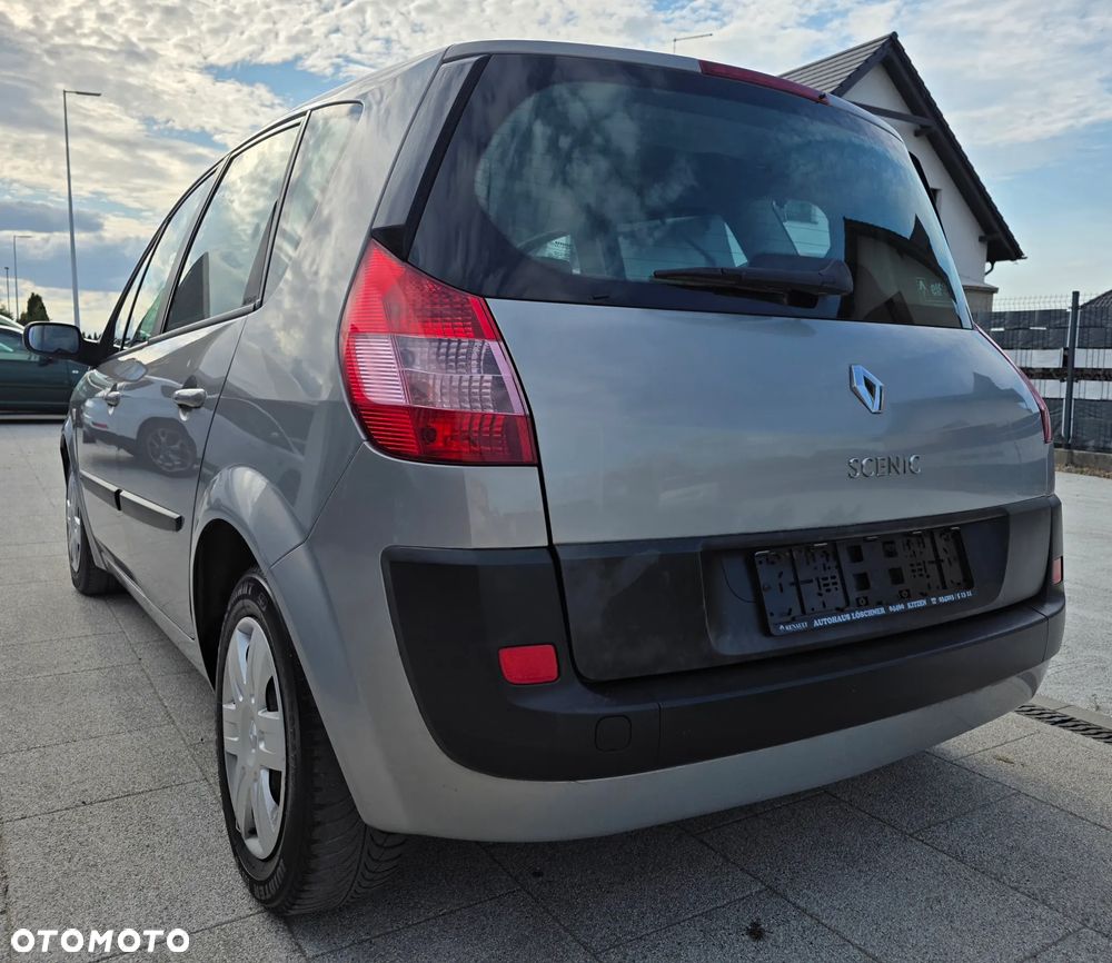 Renault Scenic 1.6 16V Alize - 8