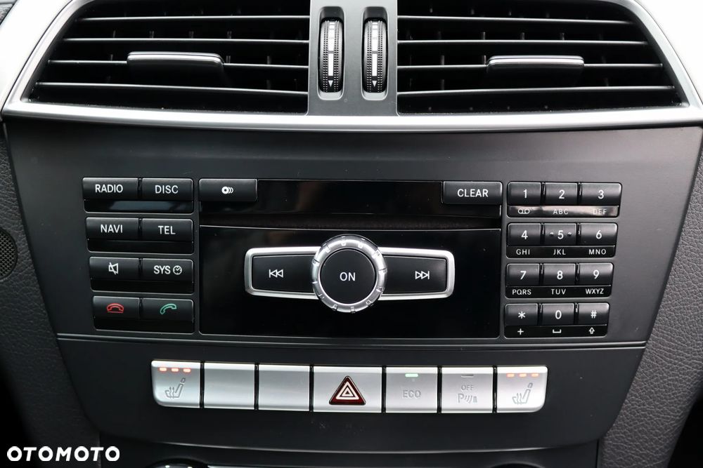 Mercedes-Benz Klasa C 180 (BlueEFFICIENCY) 7G-TRONIC Avantgarde - 24