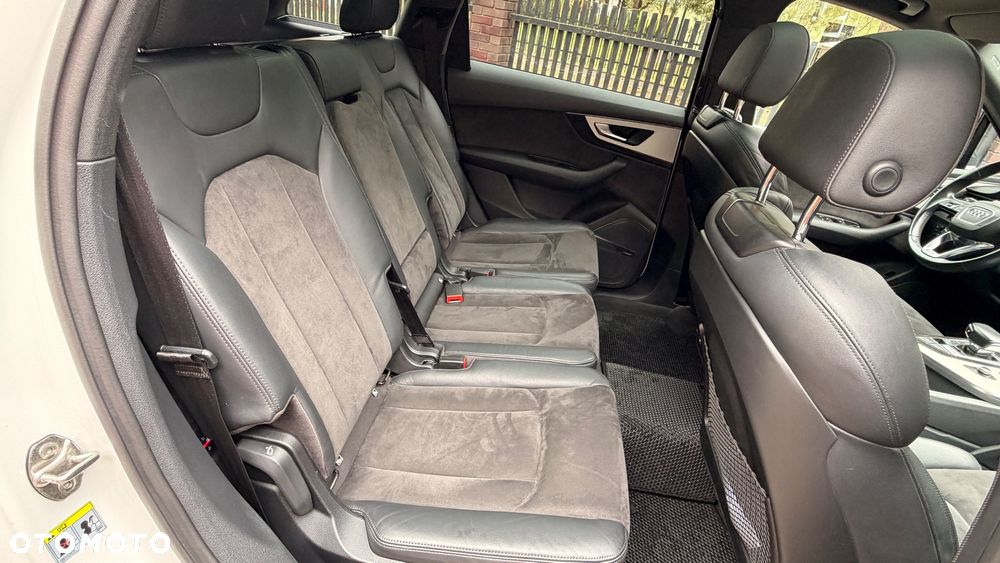 Audi Q7 - 14