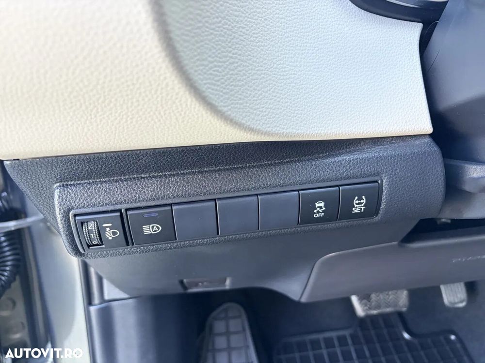 Toyota Corolla - 17
