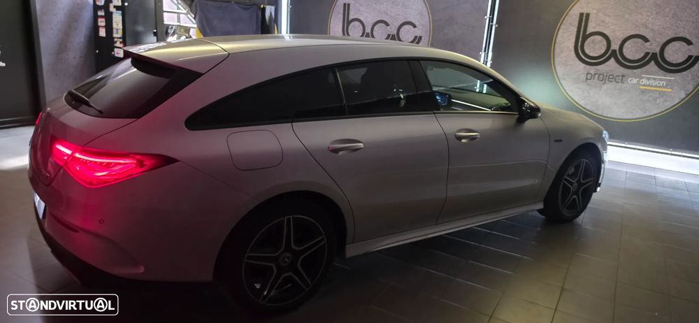 Mercedes-Benz CLA 250 e Shooting Brake AMG Line - 16