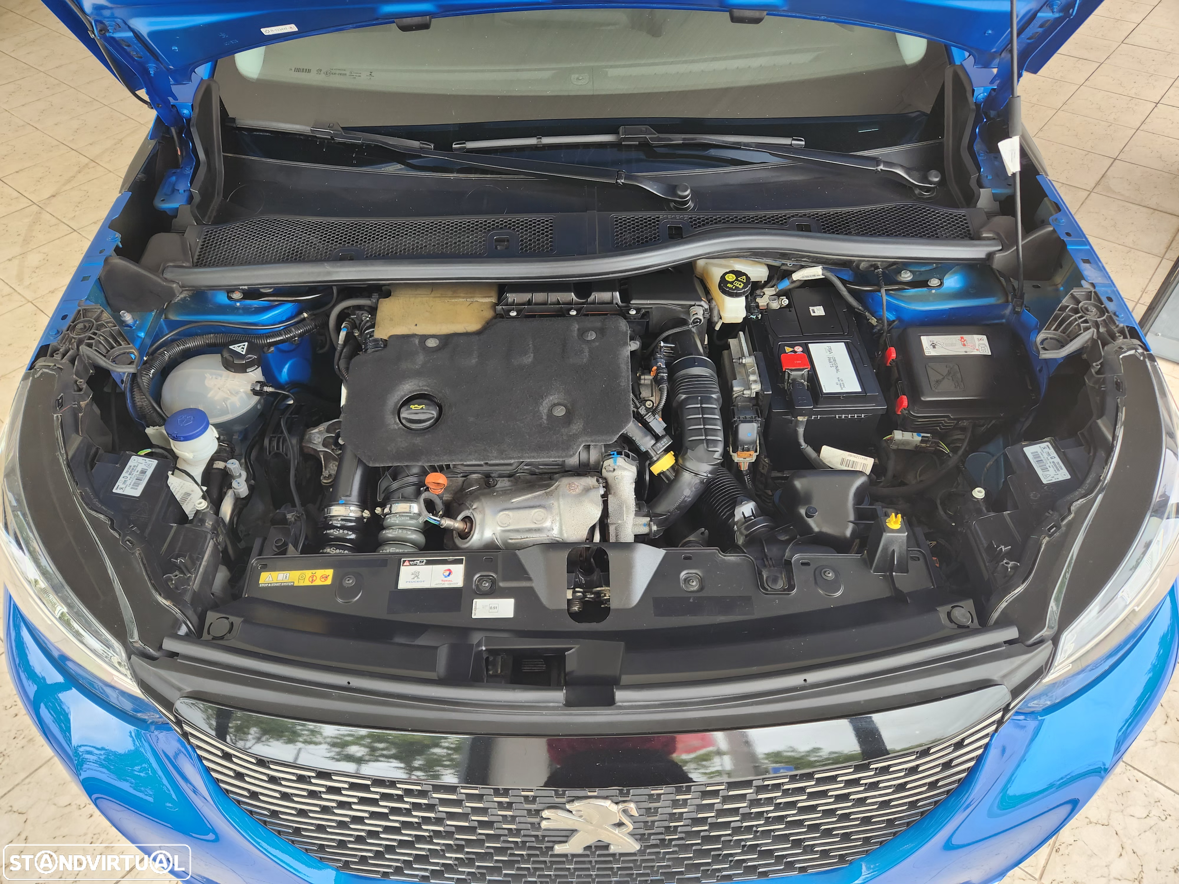 Peugeot 2008 1.5 BlueHDi Allure - 56