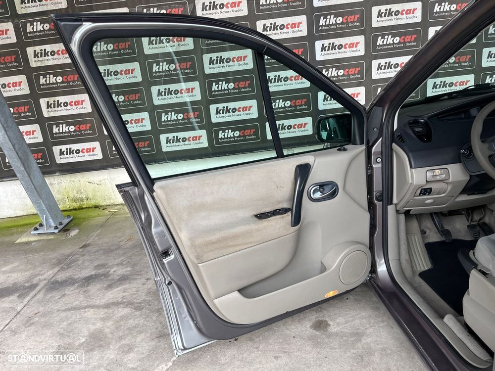 Renault Scénic 1.5 dCi Dynamique - 12