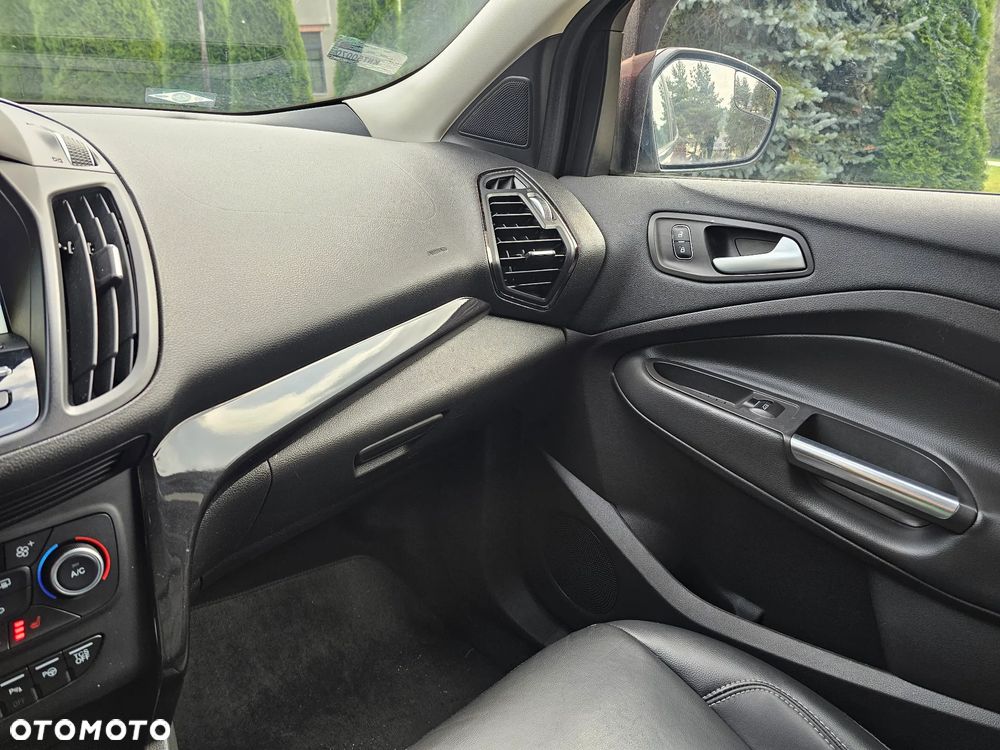 Ford Escape 2.0 EcoBoost AWD Titanium - 20