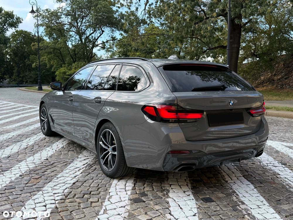 BMW Seria 5 520d M Sport Edition - 11