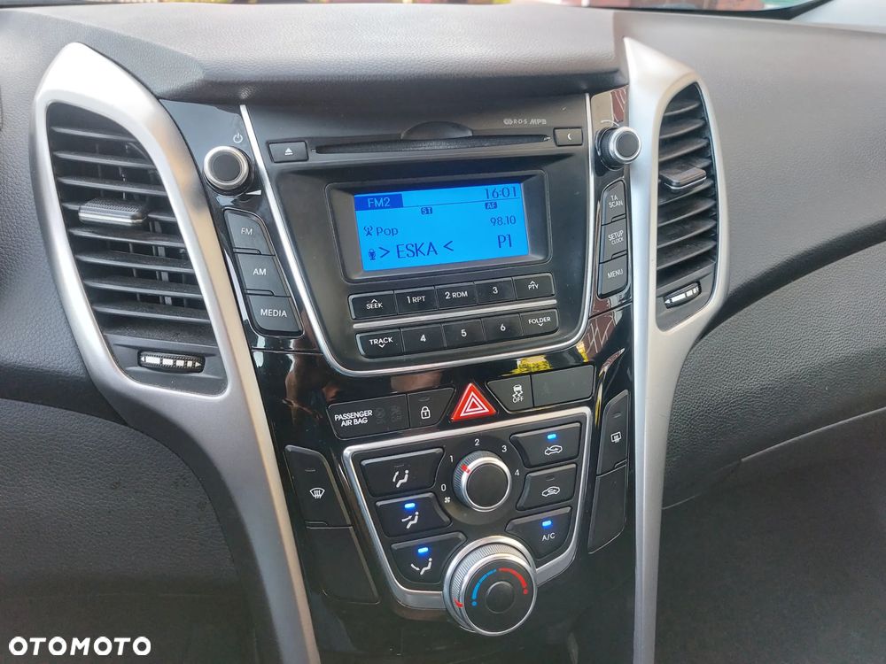 Hyundai i30 1.4 Classic - 10