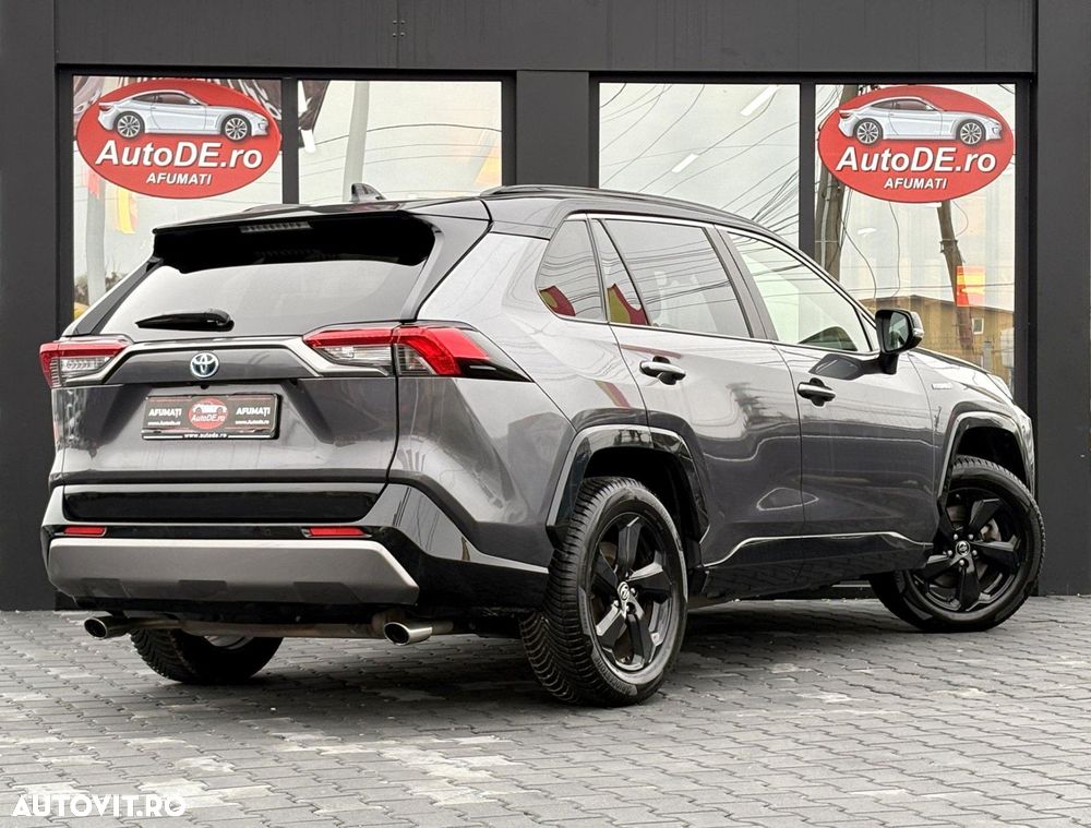 Toyota RAV4 - 4