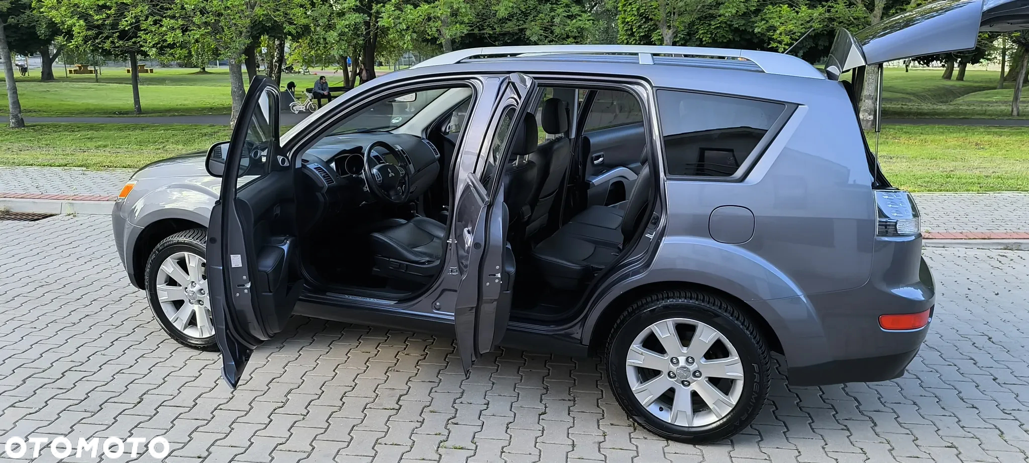 Mitsubishi Outlander 2.4 4WD CVT Intense - 12