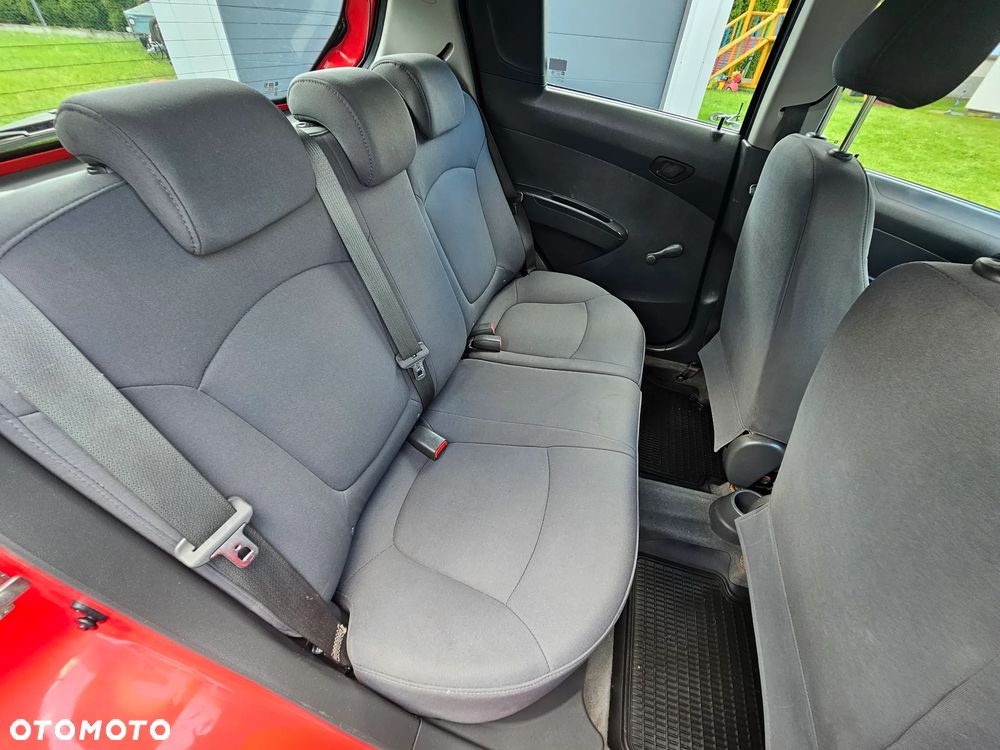Chevrolet Spark 1.0 LS - 33