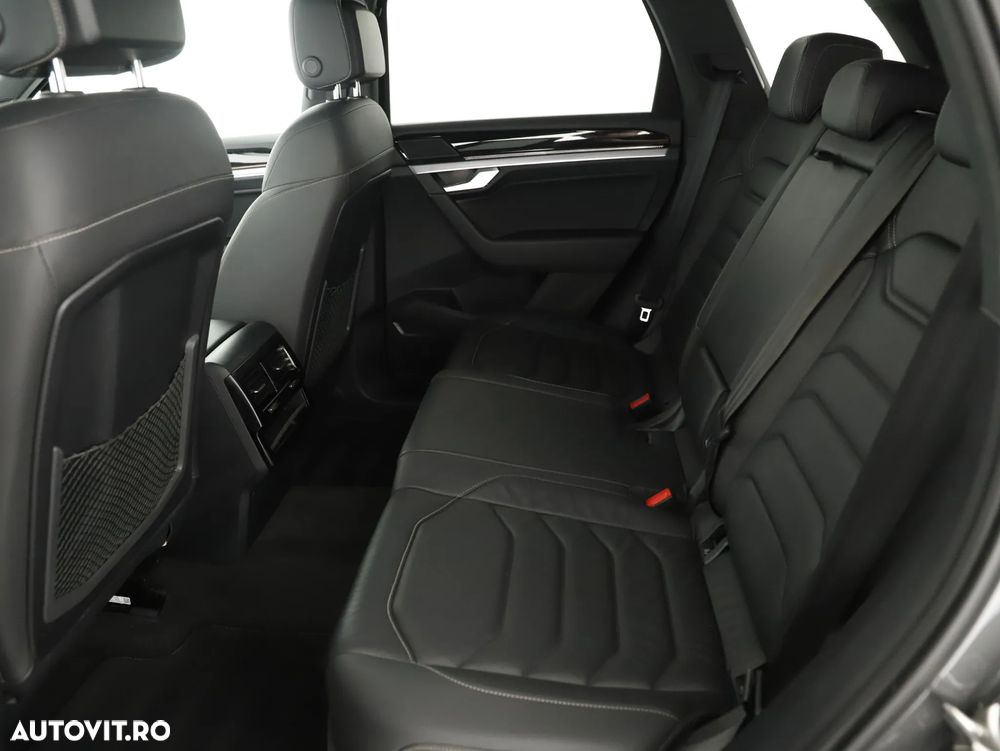 Volkswagen Touareg 3.0 V6 TDI 4Motion DPF Automatik R-Line - 10