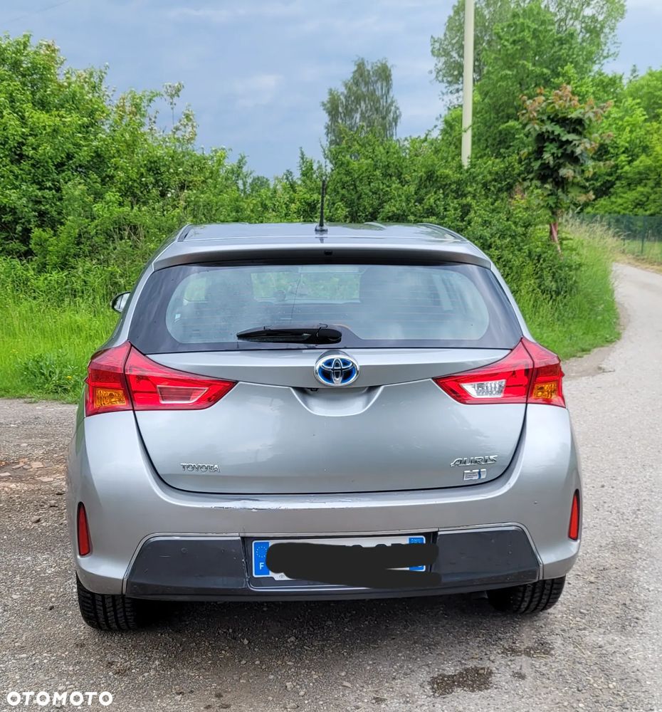 Toyota Auris 1.8 HSD Luna - 21