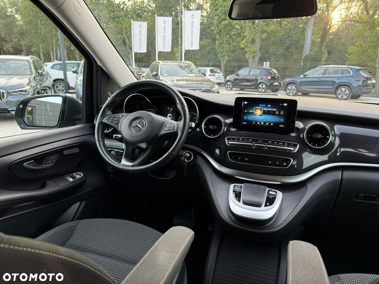 Mercedes-Benz Klasa V - 20