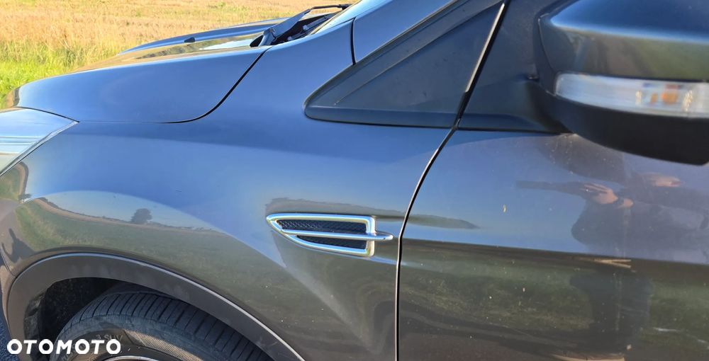 Ford Kuga 2.0 TDCi 4x4 Titanium - 6