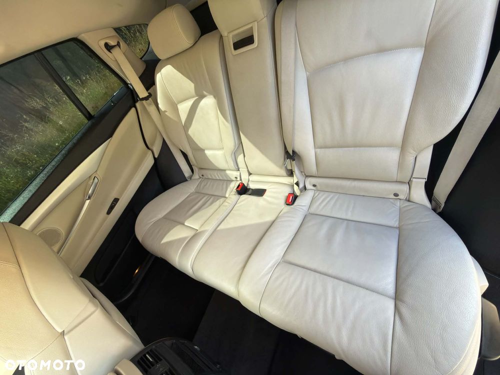 BMW 5GT 520d - 14