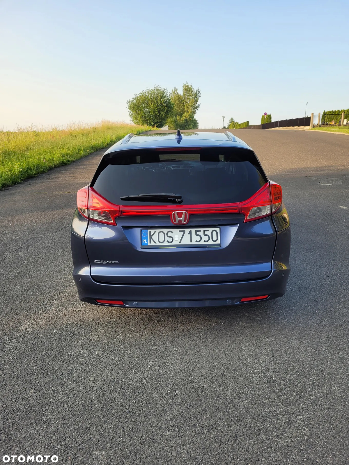 Honda Civic 1.8 Lifestyle (Honda Connect+) - 3