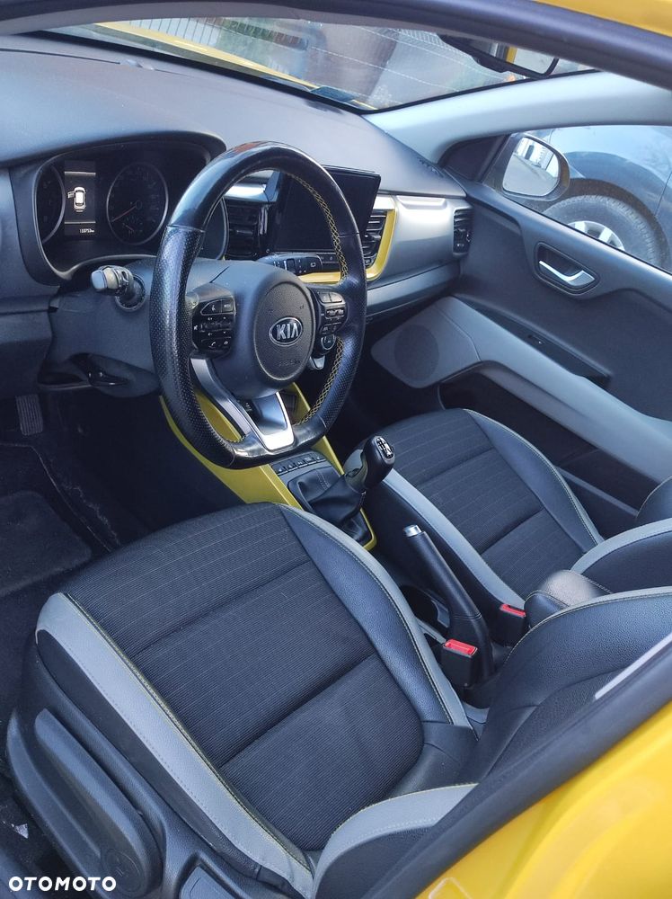 Kia Stonic 1.0 T-GDI MHEV L Business Line - 26