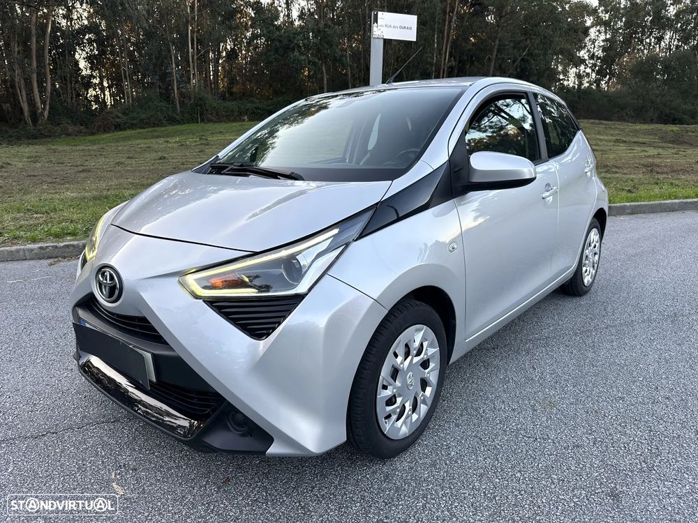 Toyota Aygo 1.0 X-Play+X-Touch - 2