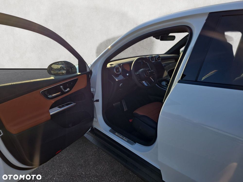 Mercedes-Benz GLC - 10