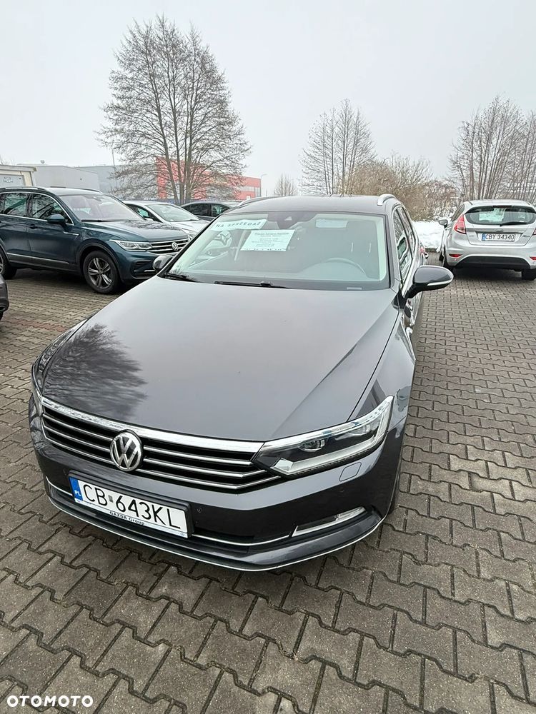 Volkswagen Passat Variant 2.0 TDI SCR DSG Highline - 34