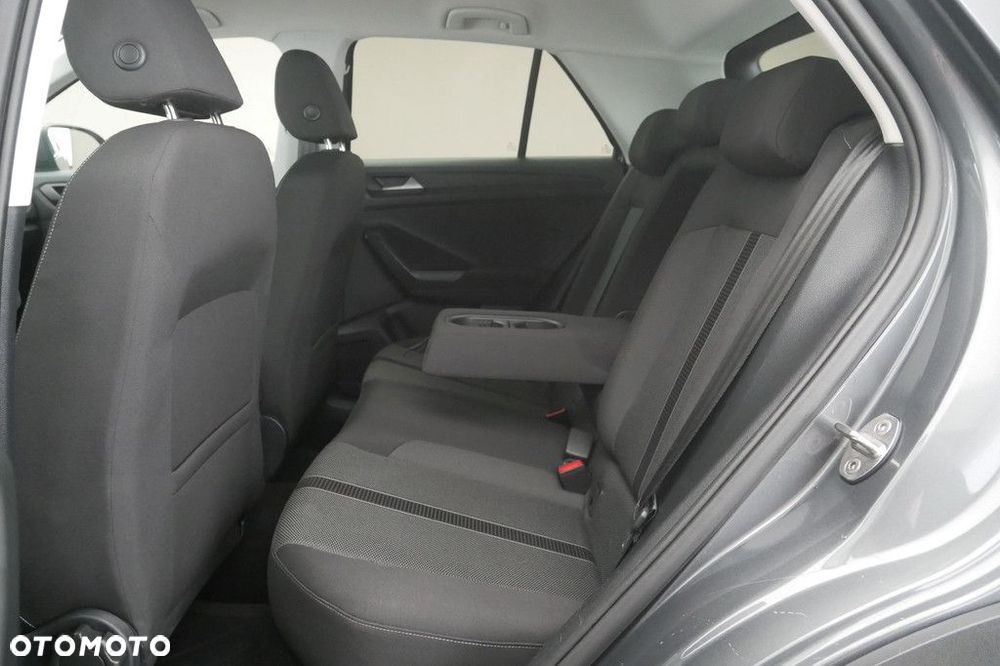Volkswagen T-Roc 1.5 TSI Life - 15