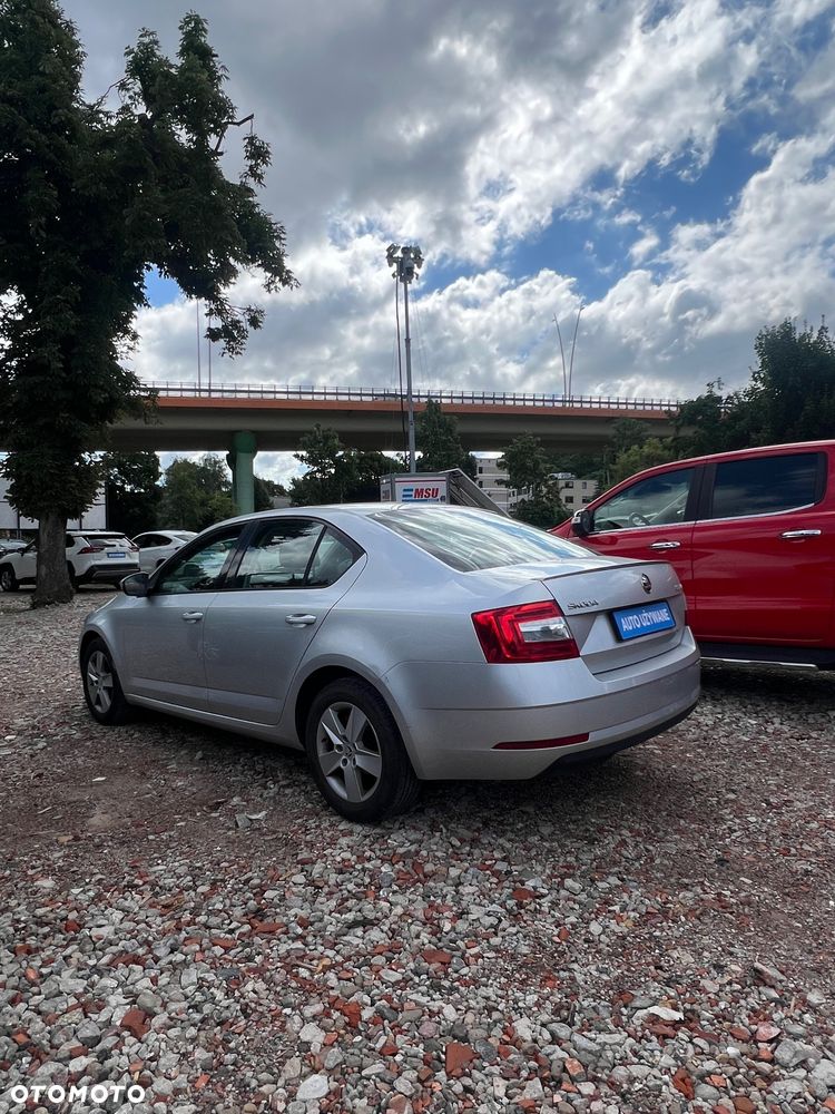 Skoda Octavia 1.5 TSI ACT Ambition - 6