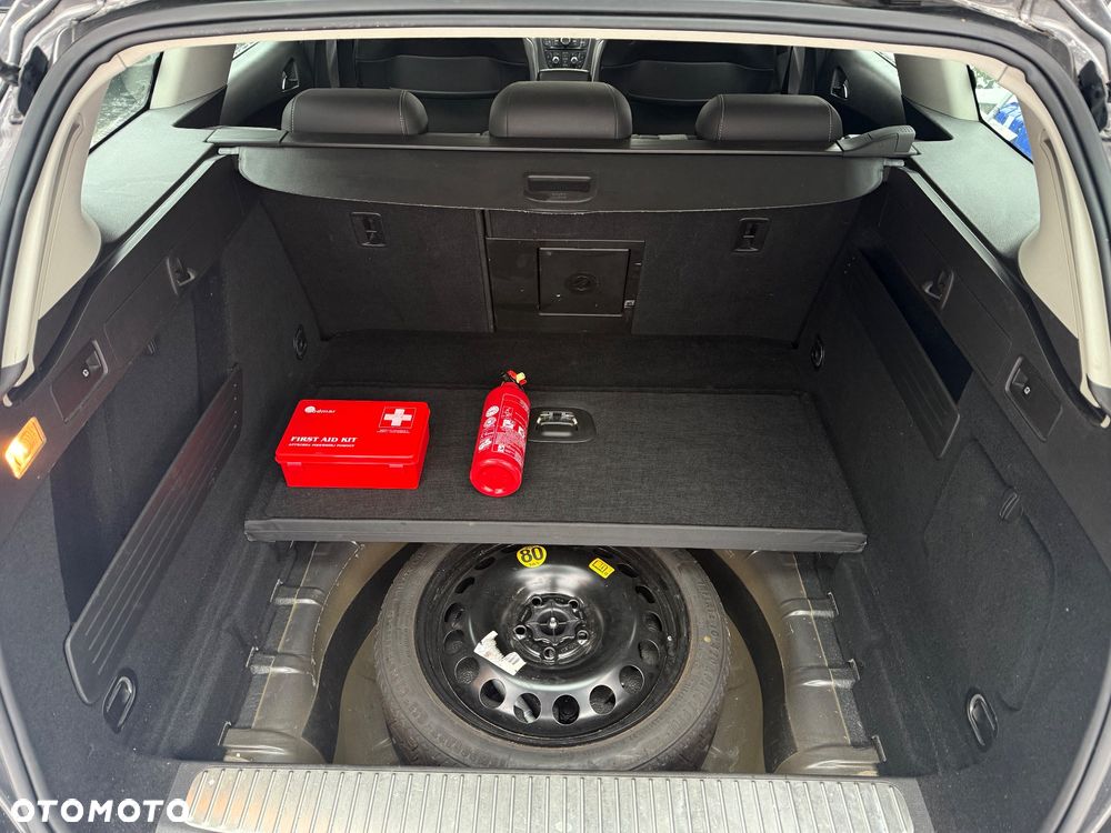 Opel Astra 1.4 T Cosmo - 12