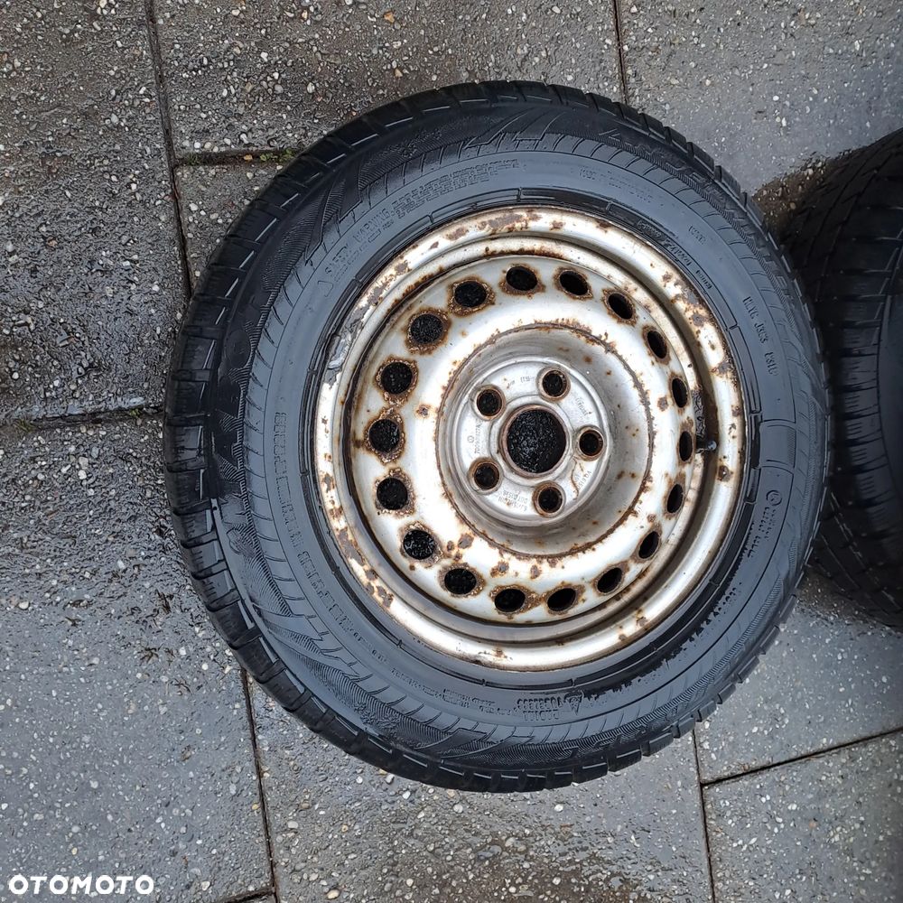 Volkswagen Transporter T4 komplet felg stalowych z oponami zima 195/70 R15C - 2