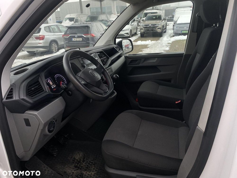 Volkswagen Transporter - 9