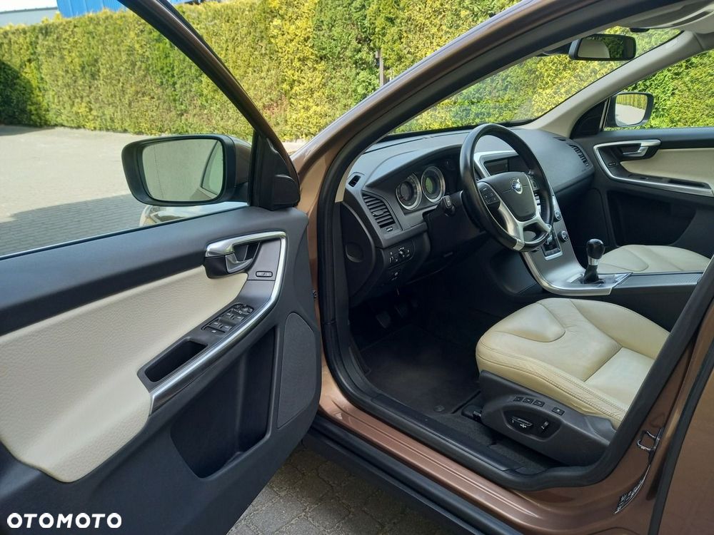 Volvo XC 60 DRIVe Summum - 28
