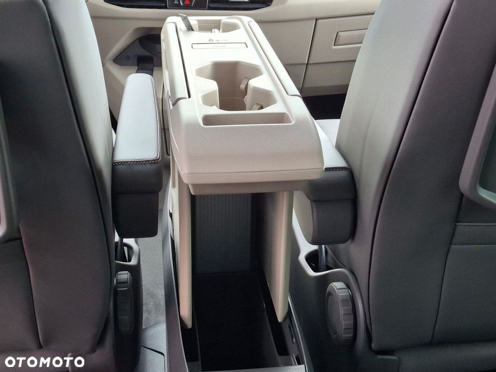 Volkswagen Multivan 2.0 TDI L2 Edition DSG - 40