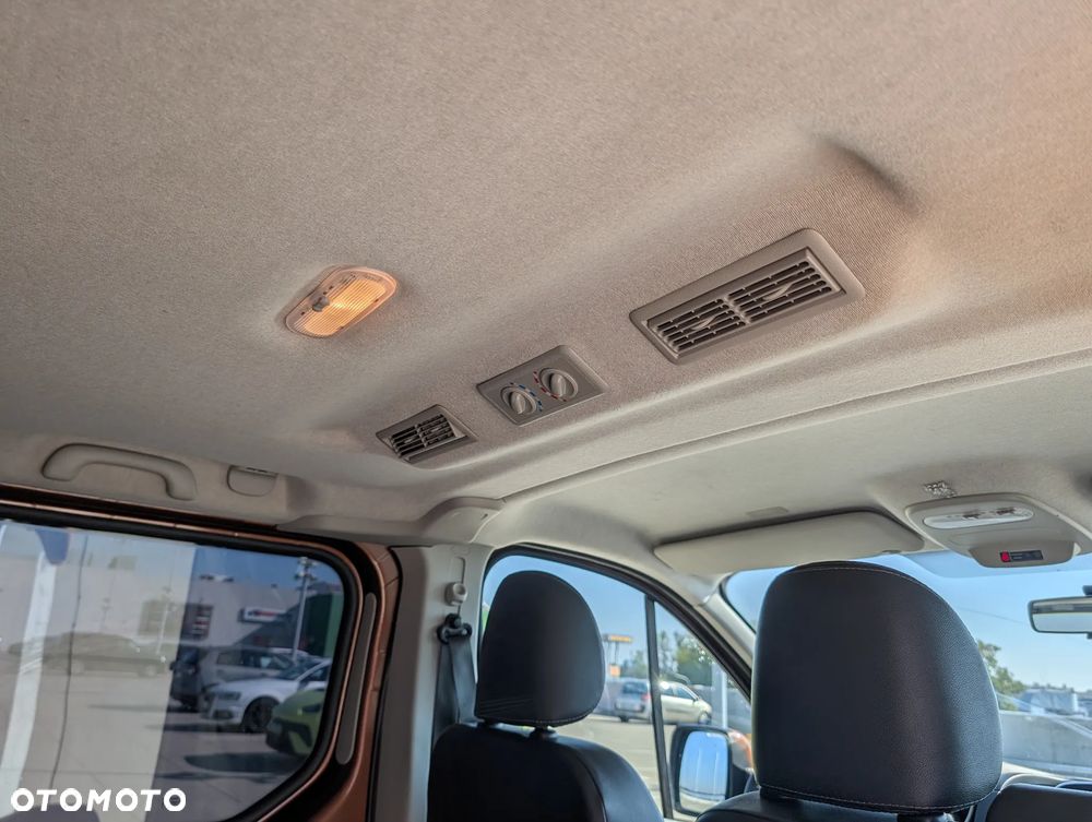 Renault Trafic - 10