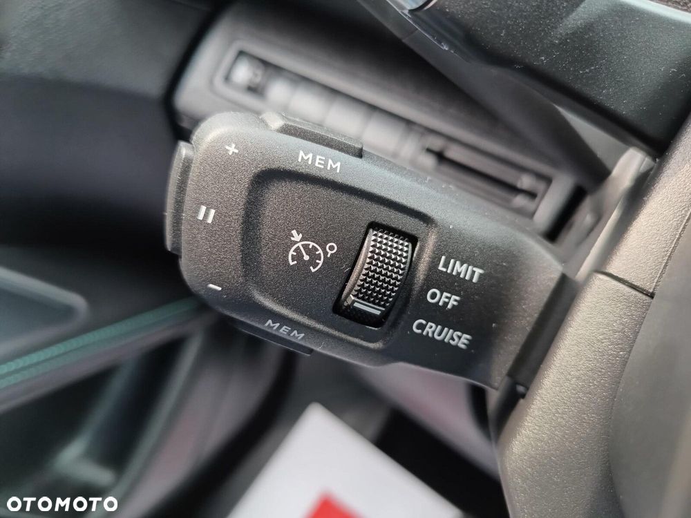 Peugeot 5008 1.5 BlueHDi Allure S&S EAT8 - 20