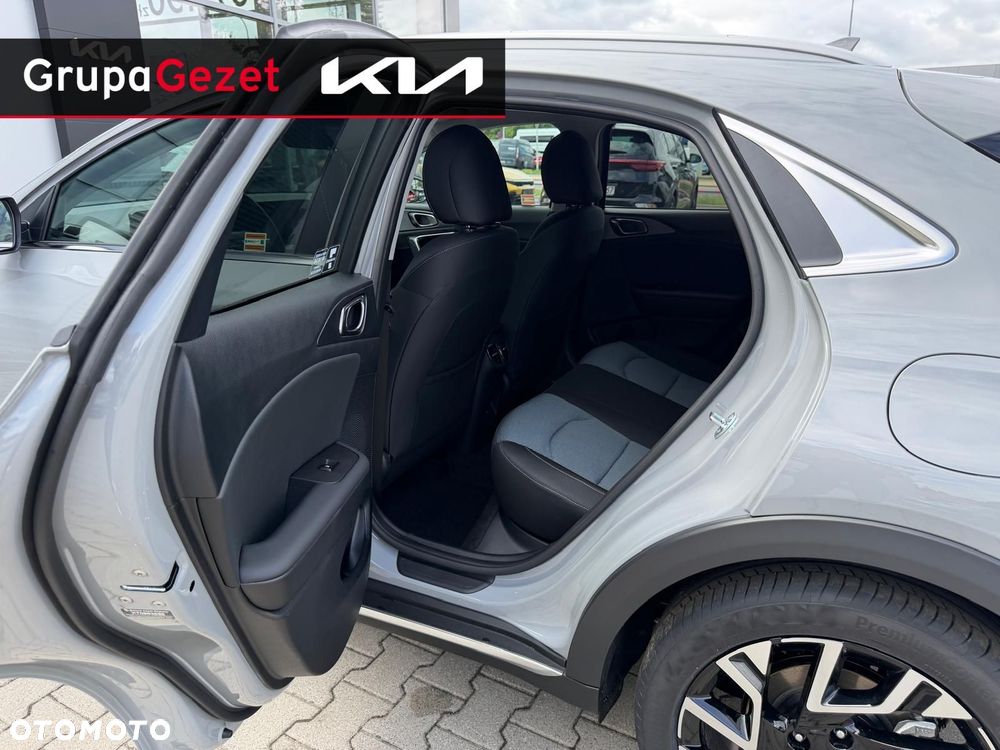 Kia XCeed - 14