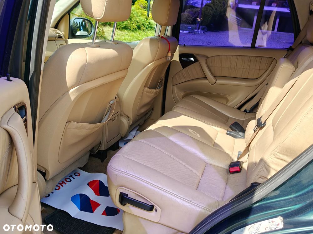 Mercedes-Benz ML - 11