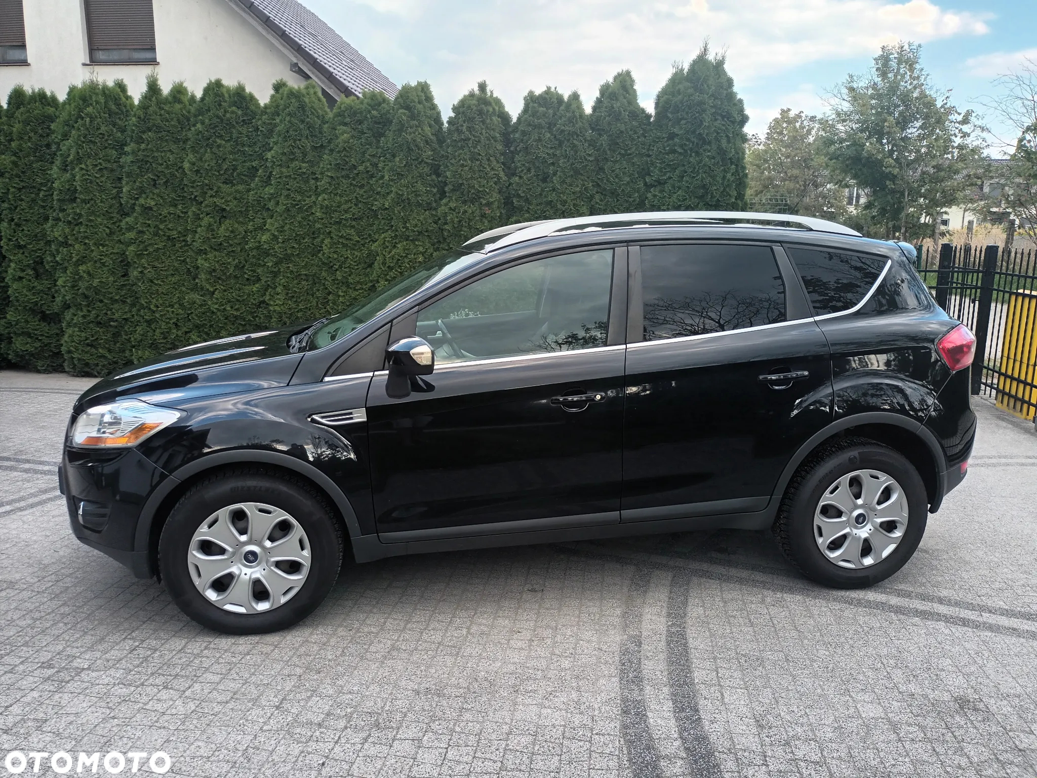Ford Kuga - 9