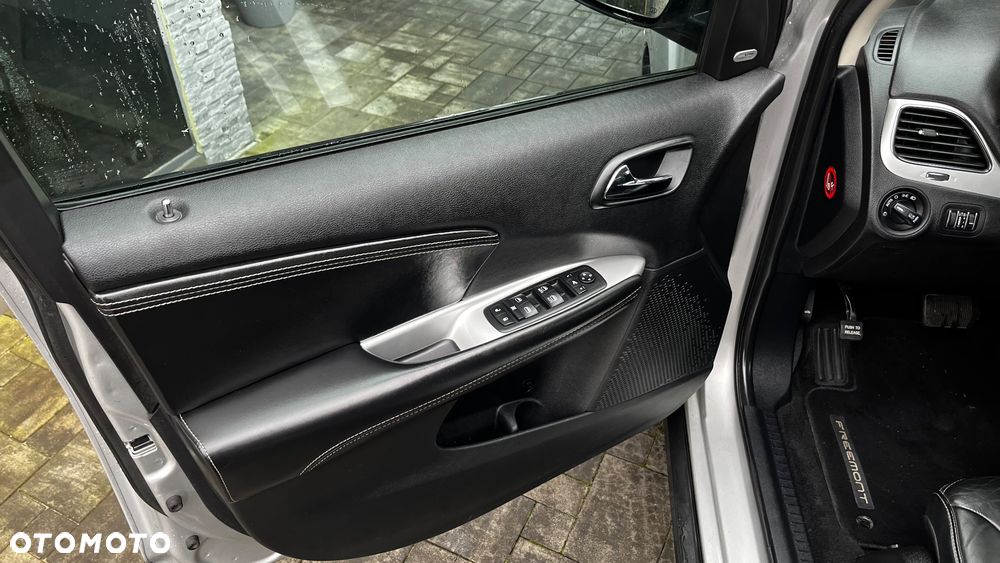 Fiat Freemont 2.0 Multijet 16V DPF Automatik Allrad Cross - 11