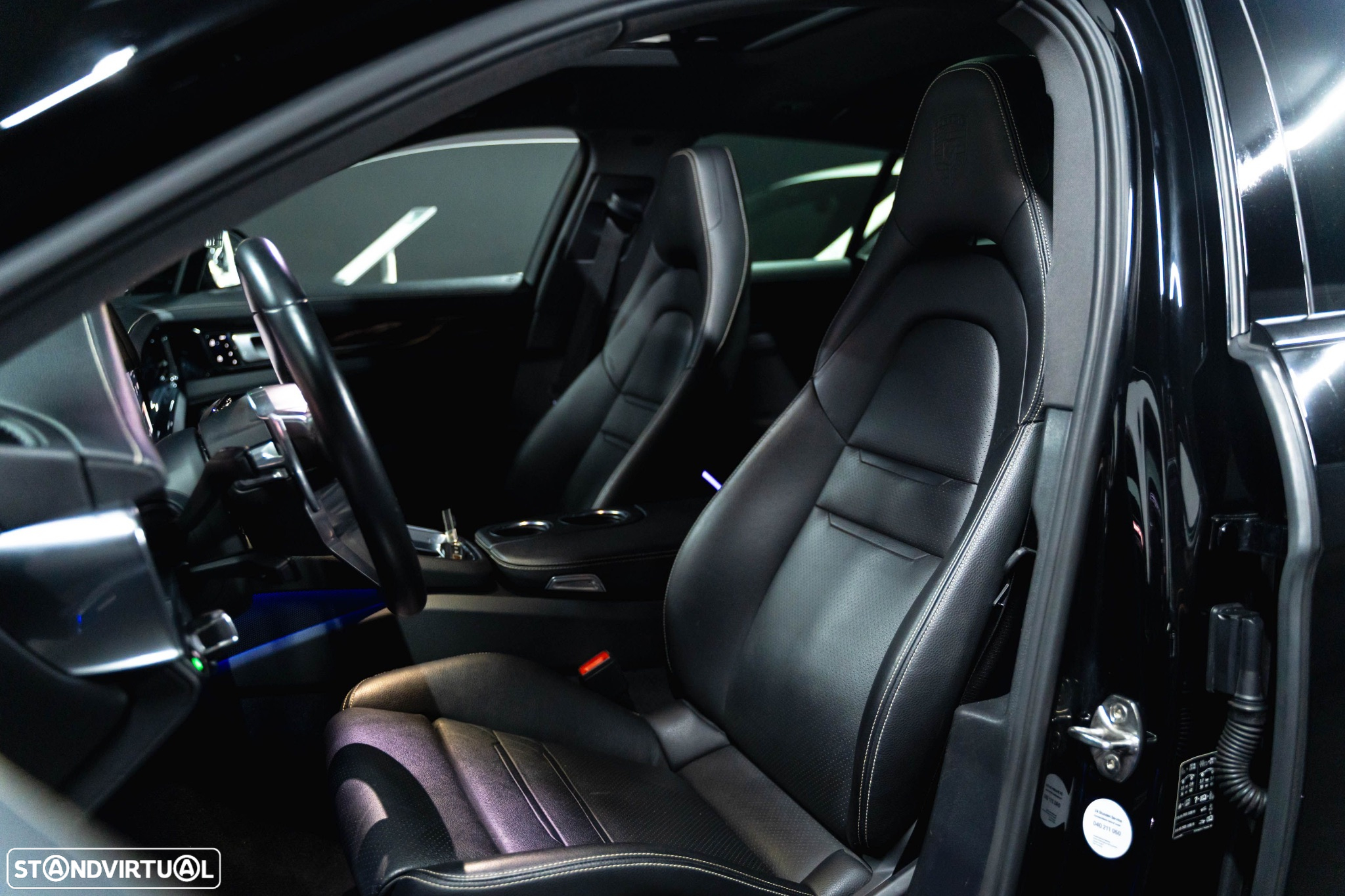 Porsche Panamera Sport Turismo 4 E-Hybrid 10 Years Edition - 13