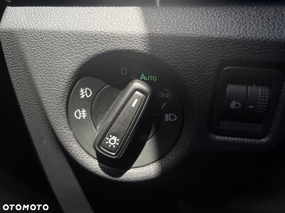 Skoda Scala 1.0 TSI Selection DSG - 25