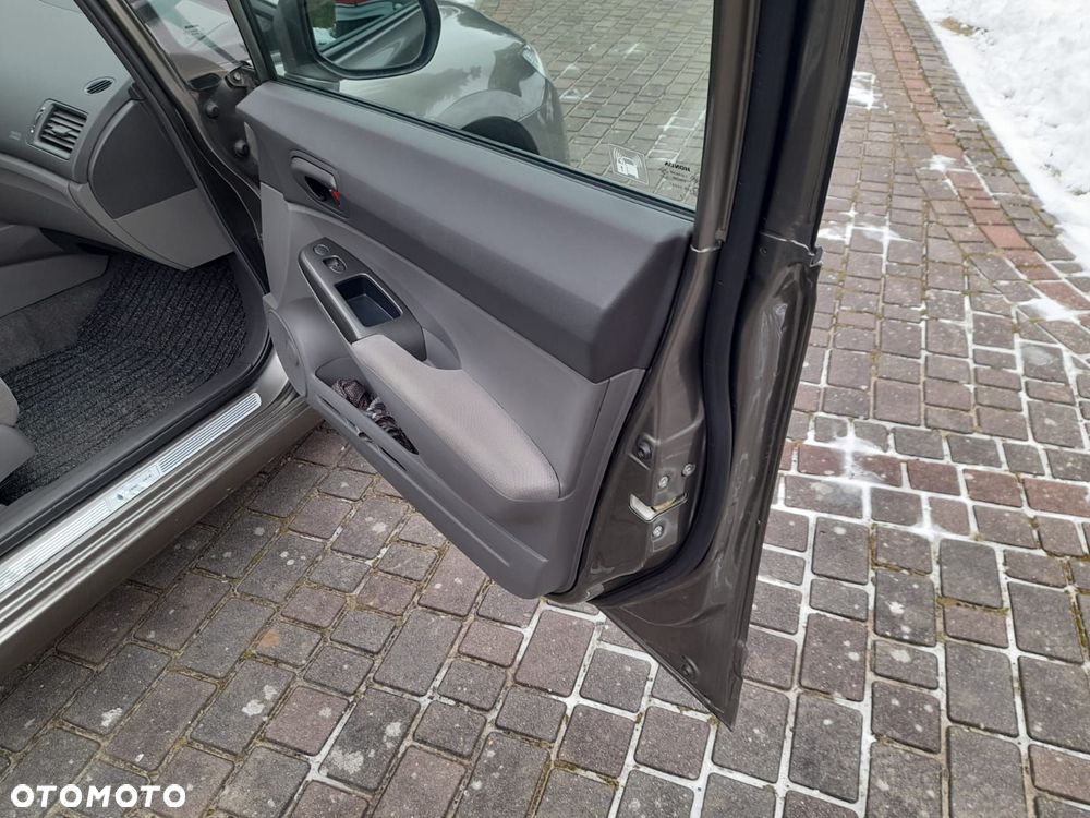 Honda Civic 1.8 Comfort - 14