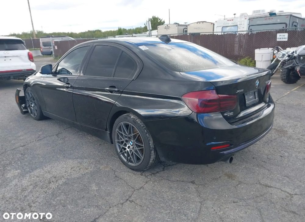 BMW Seria 3 320i Sport Line - 10