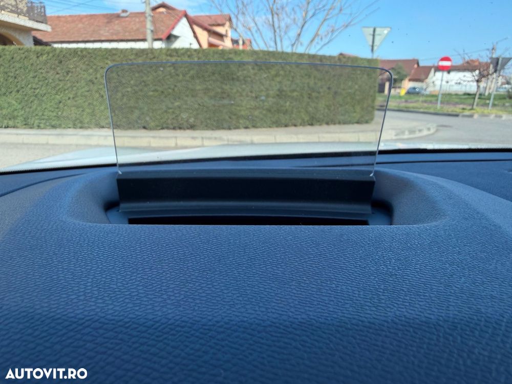 Citroën C4 BlueHDi 130 Stop&Start EAT8 SHINE - 7