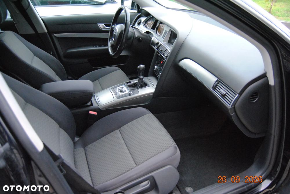 Audi A6 Limousine 2.4 - 19