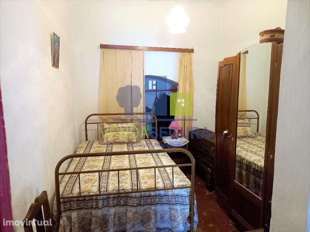 Moradia T4 com quintal | Santo Aleixo da Restauração - Grande imagem: 2/20