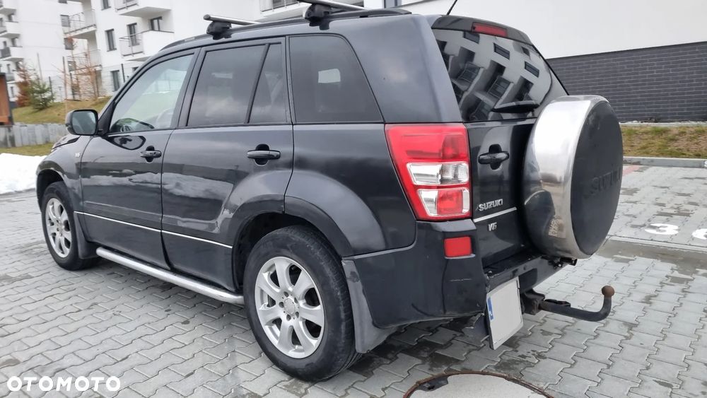 Suzuki Grand Vitara 2.7 V6 - 6