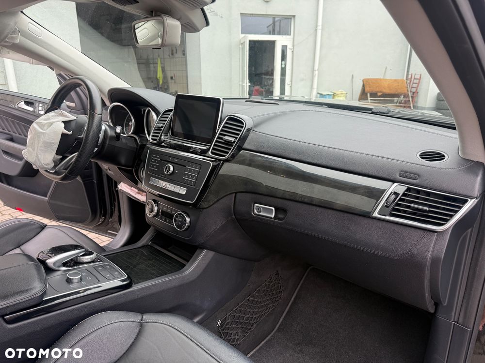 Mercedes-Benz GLE AMG 43 4M 9G-TRONIC AMG Line - 33