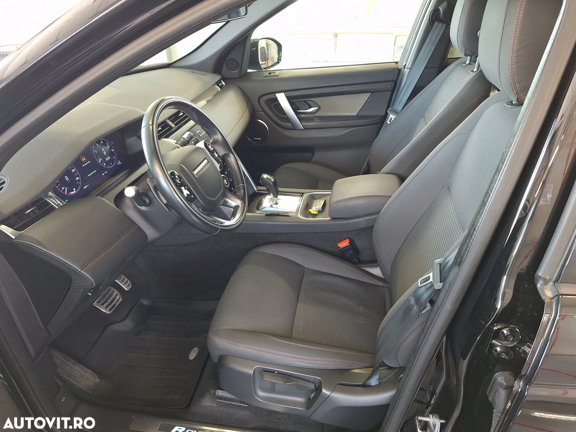 Land Rover Discovery Sport 2.0 P200 MHEV - 10