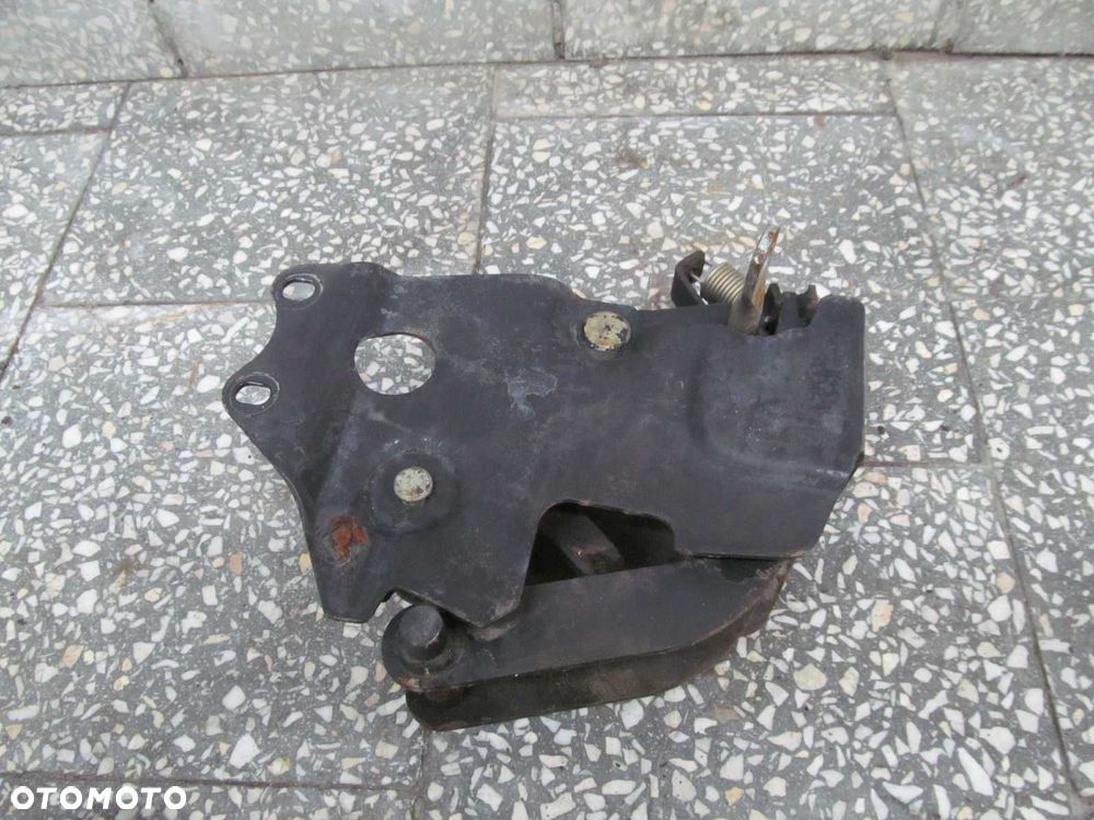 NISSAN CABSTAR MAXITY NT400 BLOKADA ZAMEK KABINY PRAWY 07-15 - 3